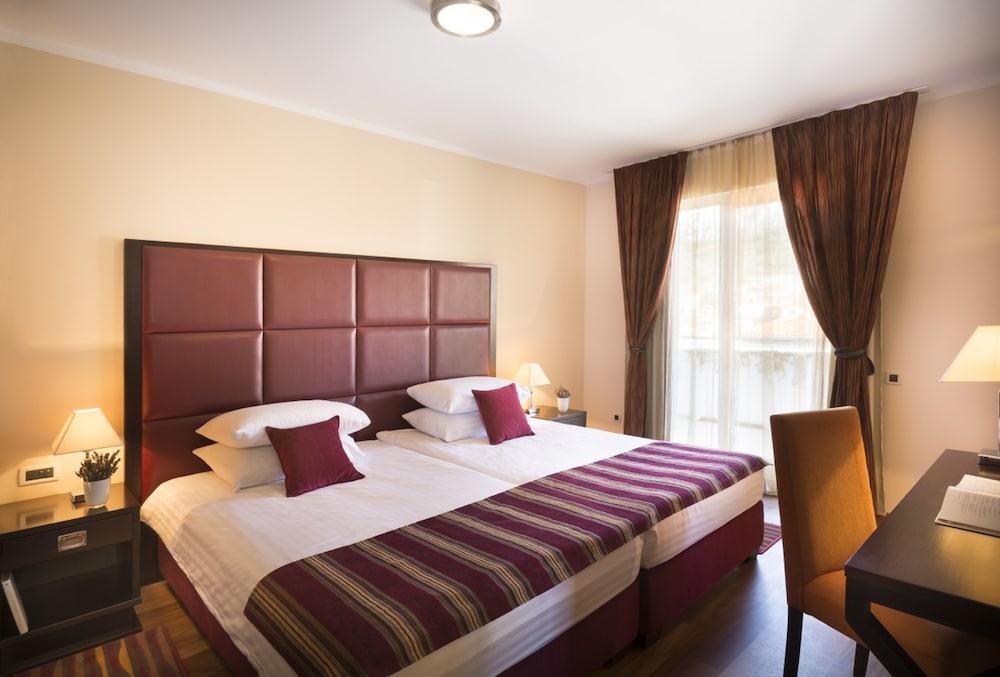 Valamar Atrium Residence Башка Экстерьер фото