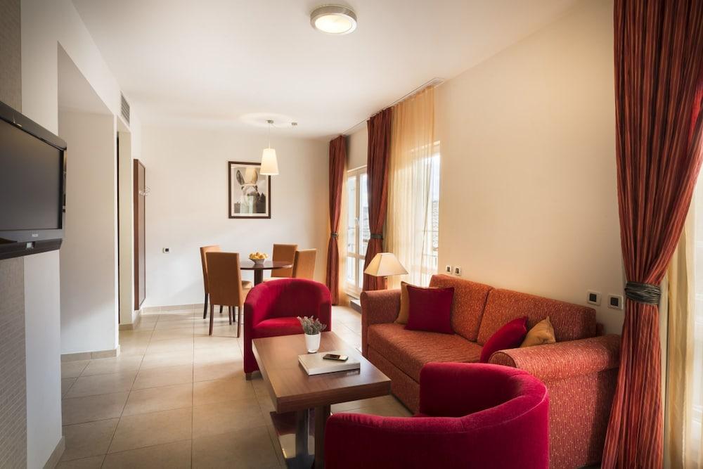 Valamar Atrium Residence Башка Экстерьер фото