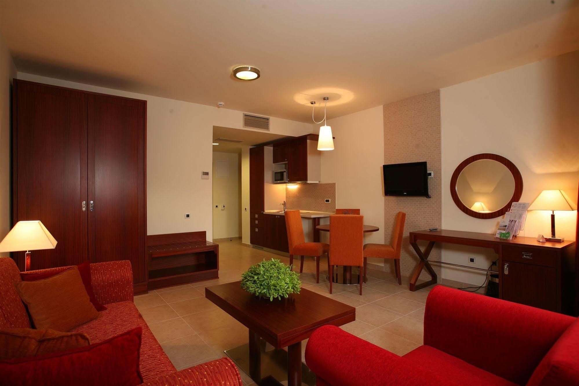 Valamar Atrium Residence Башка Экстерьер фото